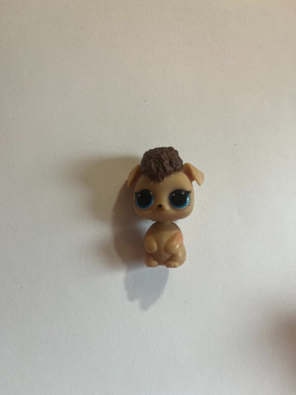L.O.L. Surprise! Lil Howla Howler Pet Figure